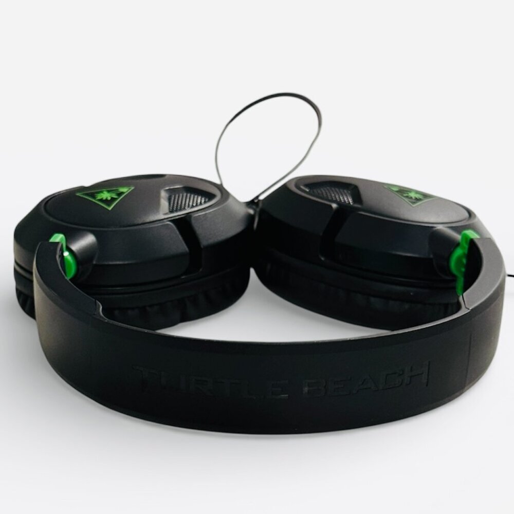 Turtle Beach Gaming Headset – Over-Ear Wired Headphones – Missing microphone - Picture 2 of 6